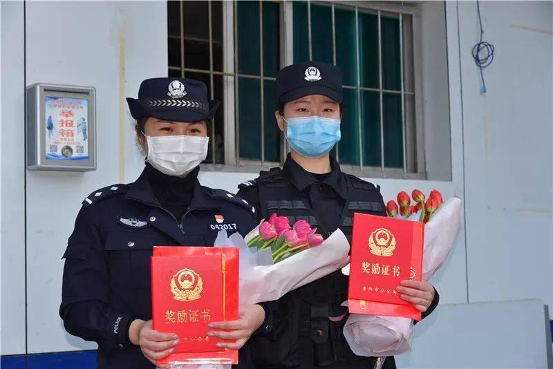 长安逸动汽车防雾灯质保期是多久，我三年灯已经坏了！游戏画面